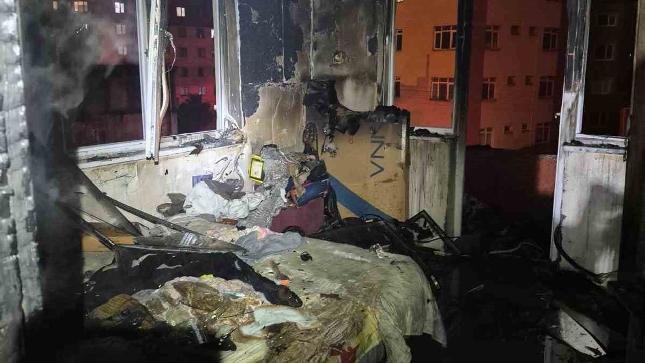 Kozlu'da 3 katlı binada yangın: İtfaiye facianın önüne geçti