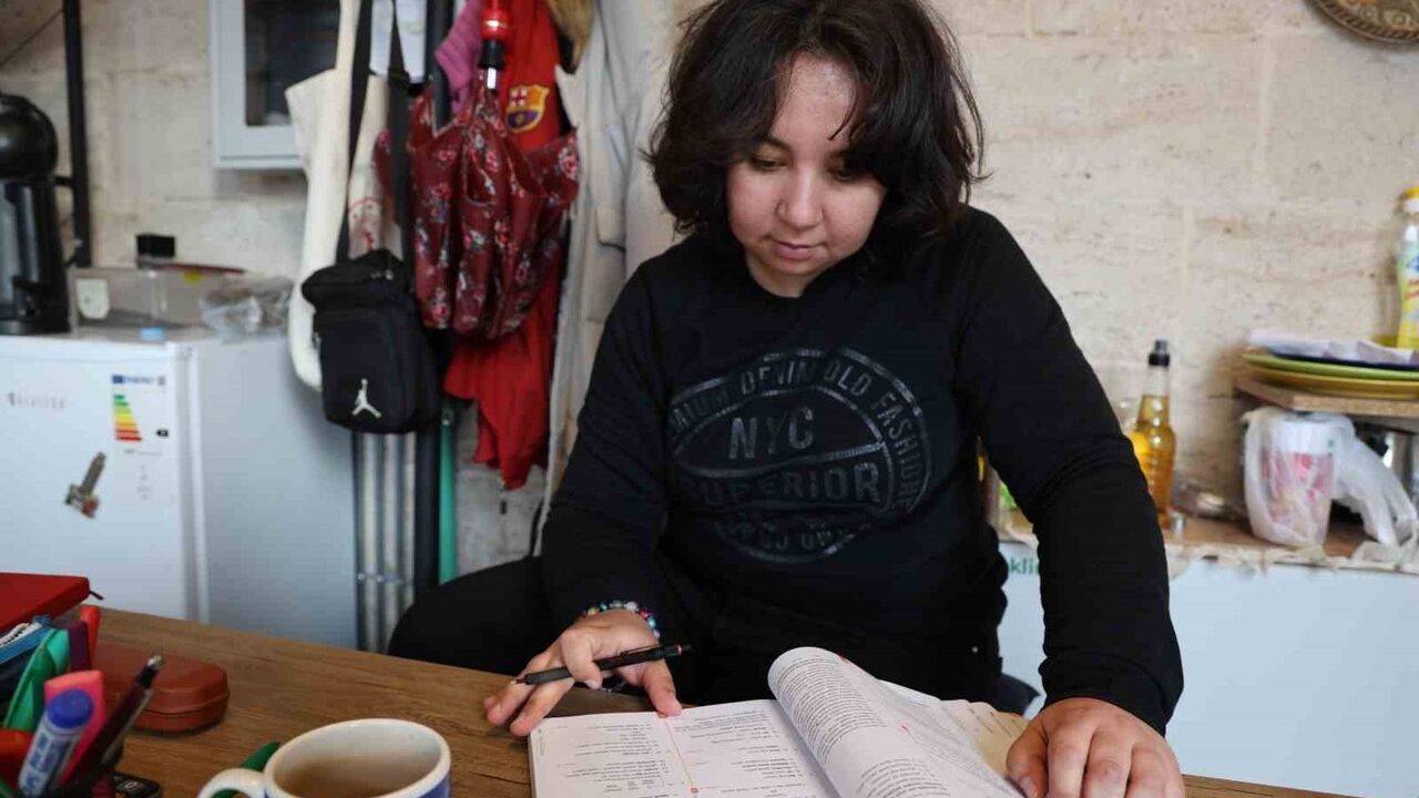 Küçük Dükkanda Büyük Azim: Gizem Nuransoy'un Kırşehir Hikayesi