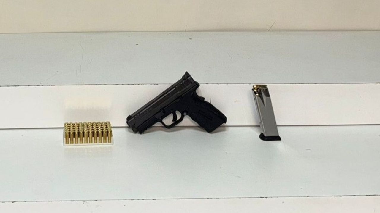 Küçükçekmece'de balkondaki tartışıda 14 el ateş: E.K. gözaltında