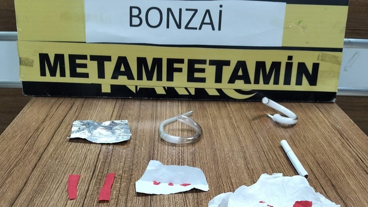 Kula’da asayiş ve narkotik uygulamalarında 23 kişi yakalandı