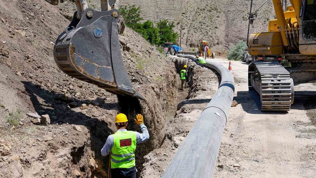 Kuluncak’a 38 kilometrelik isale hattıyla kapsamlı içme suyu yatırımı
