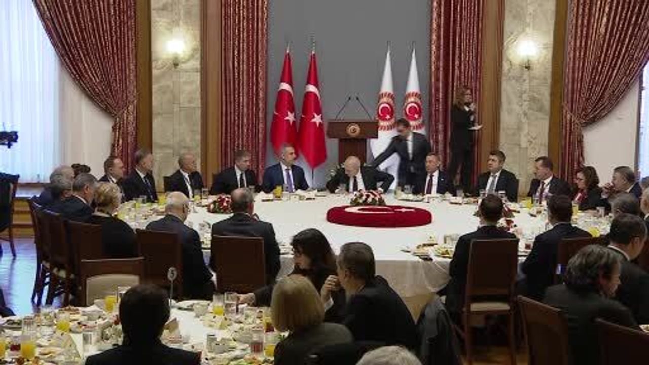 Kurtulmuş: İddiasız Türkiye ile bu coğrafyada ayakta kalınamaz