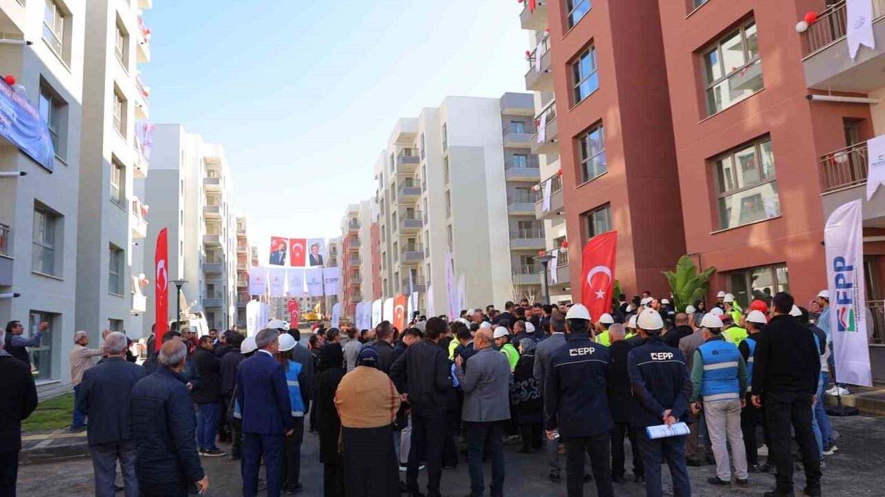 Kurum: Deprem Konutlarında 'Son Tuğlalar, Son Çiviler' Aşamasına Gelindi