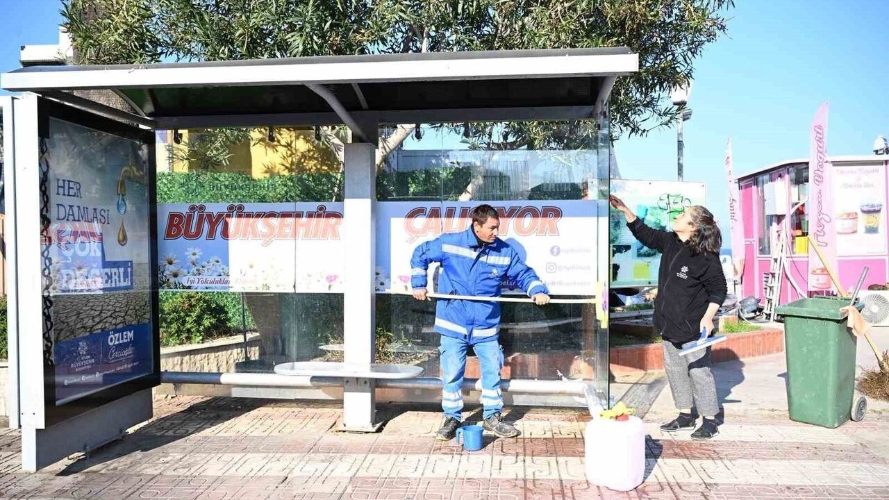 Kuşadası’nda Aydın Büyükşehir’den kapsamlı çevre temizliği