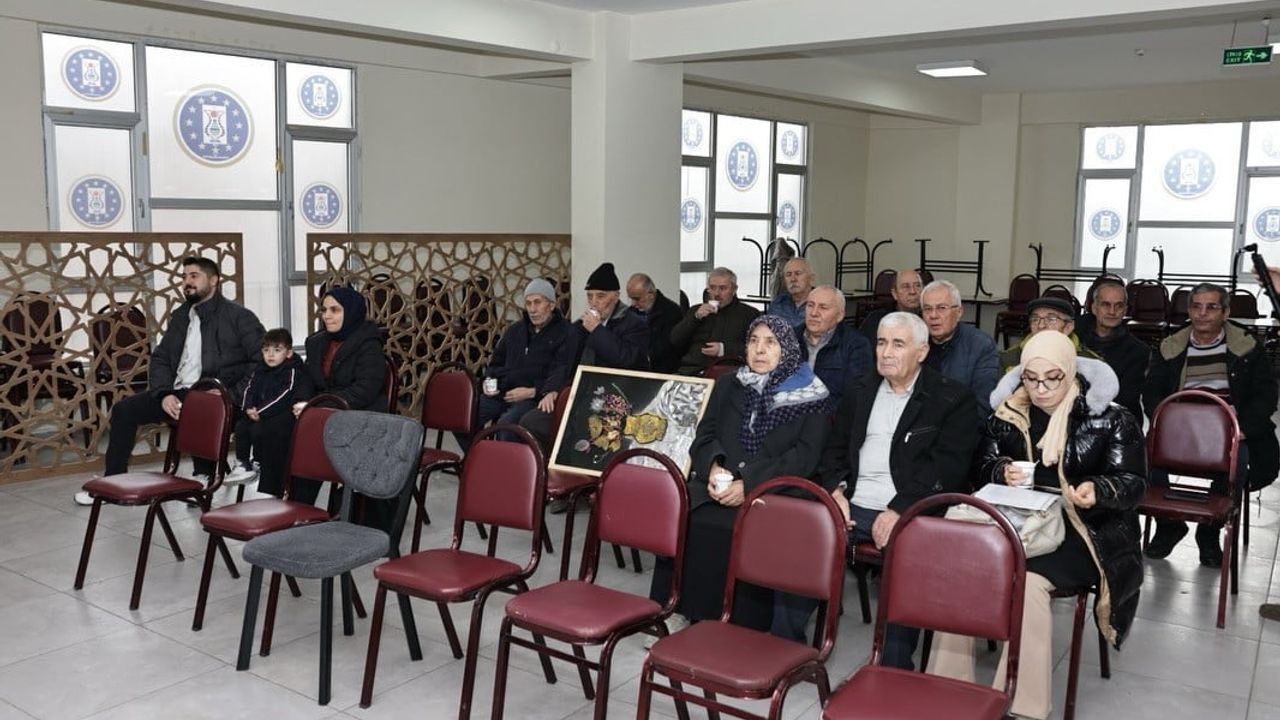 Kütahya'da aileler 'Ailemizde Geri Dönüşüme Önem Veriyoruz' yarışmasında yaratıcılık sergiledi