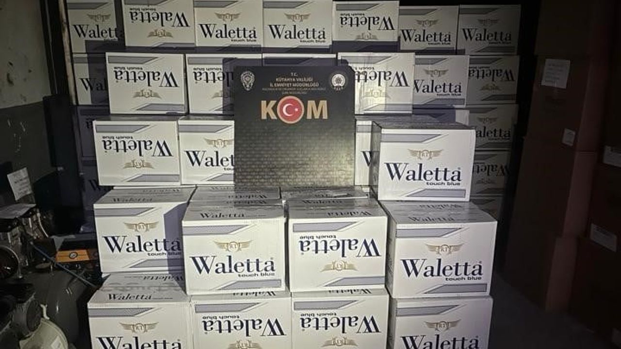 Kütahya’da araçta 5 milyon 190 bin boş makaron yakalandı