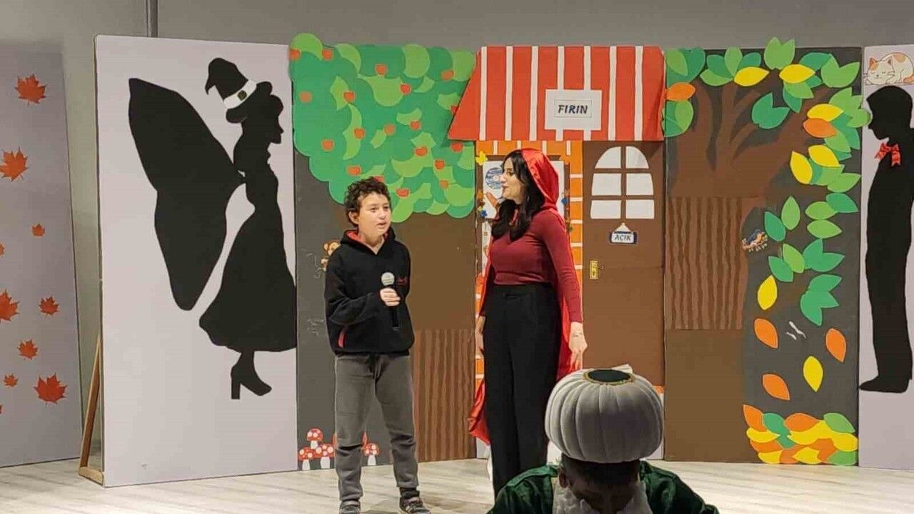 Kütahya’da ‘Bir Dürüstlük Hikâyesi’ çocuklarla buluştu