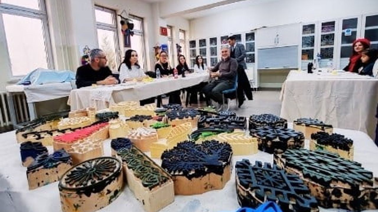 Kütahya'da ÖRAV Eğitim Şenliği: 36 atölyede öğretmen buluşması