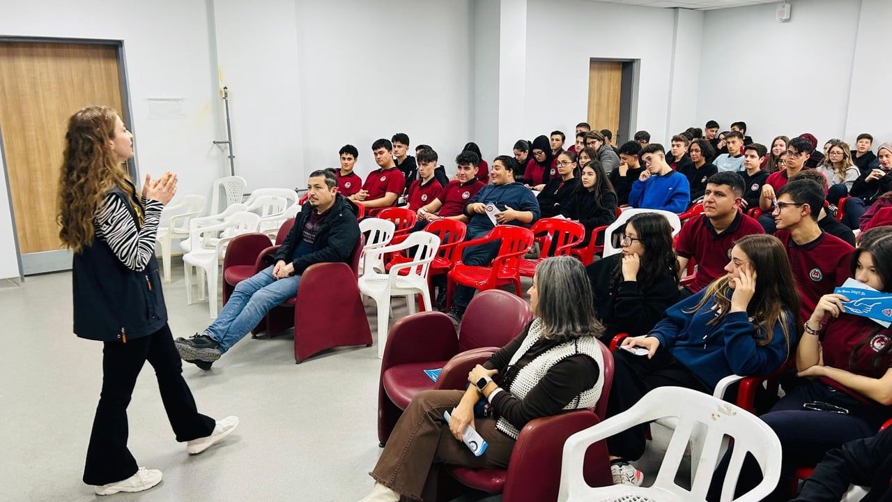 Kütahya’da SİBERAY’dan öğrenci ve öğretmenlere siber güvenlik semineri