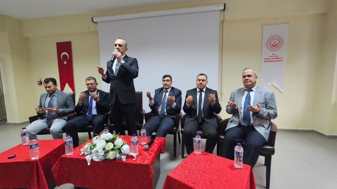 Kütahya İl Müftülüğü'nden Huzurevinde 'Büyüklerimize Vefa Zamanı' Programı