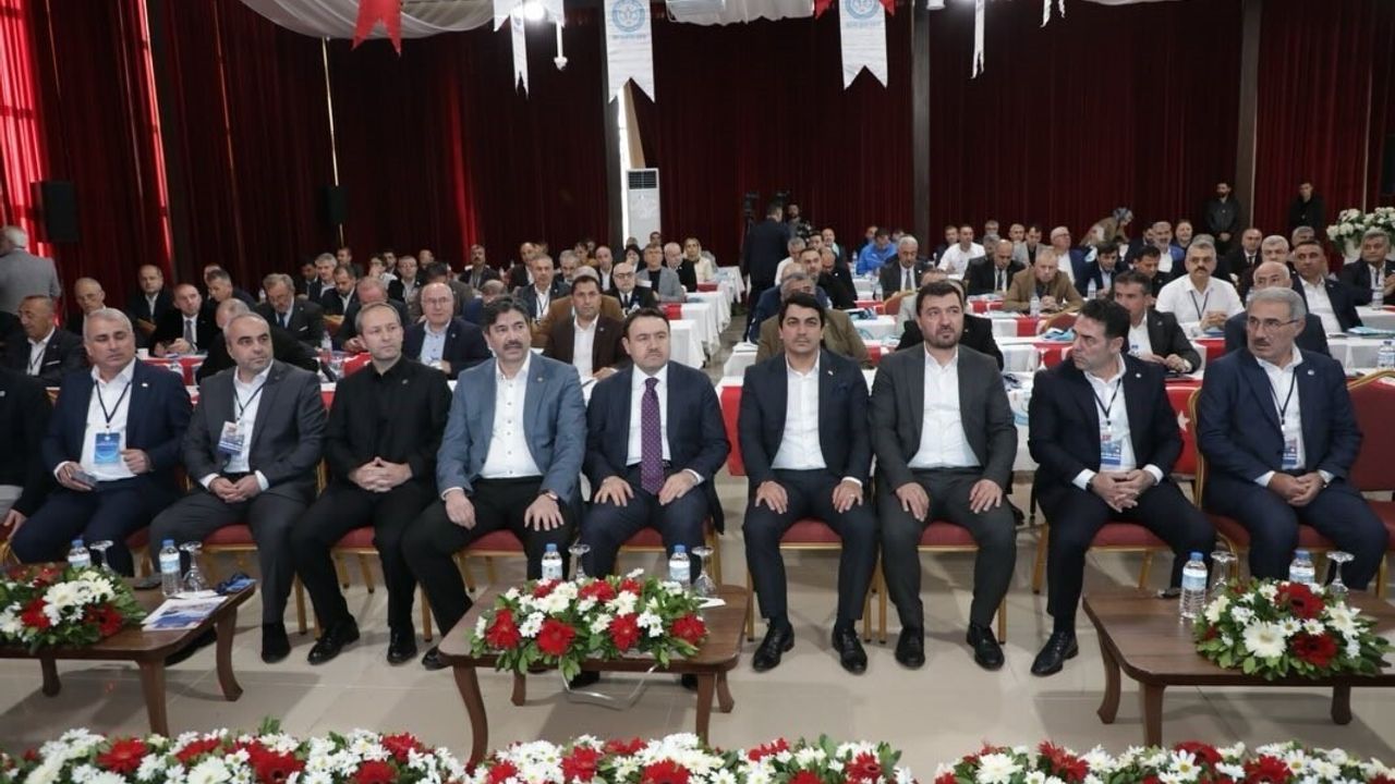 Kütahya İl Özel İdaresi’nde sosyal denge tazminatı sözleşmesi imzalandı