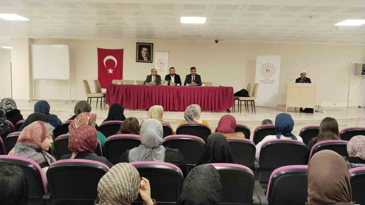 KYK yurdunda Regaip Kandili programı