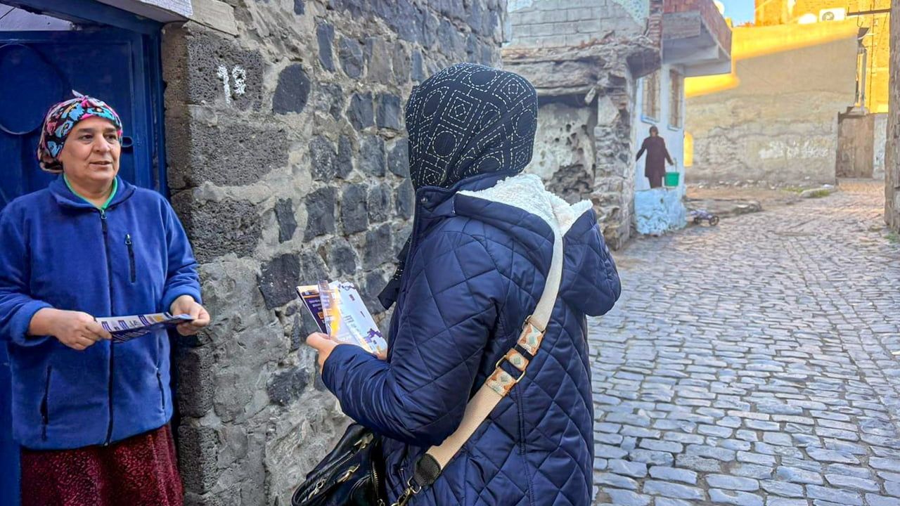 Lalebey Mahallesi'nde 102 Haneye Kadınlara Yönelik Bilgilendirme Ziyareti