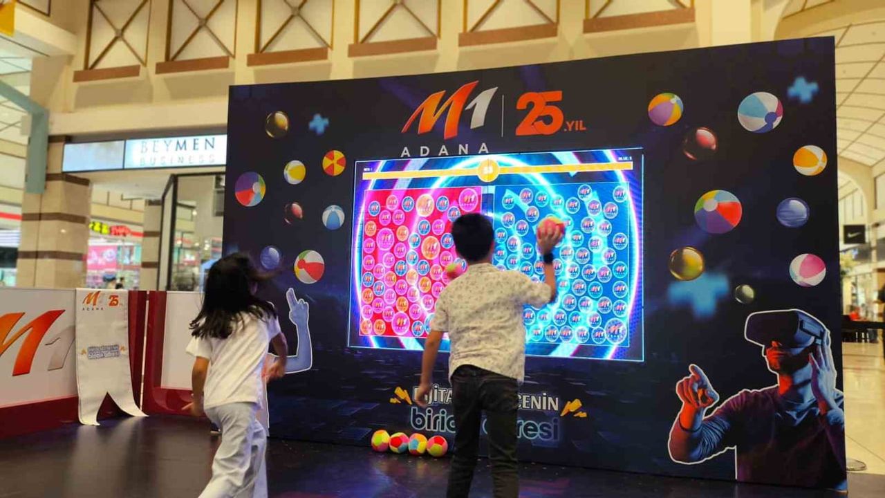 M1 Adana AVM 25’inci Yılını ve Yılbaşı Festivallerini Kutluyor