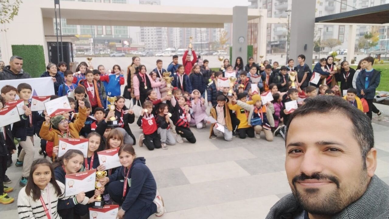 Malatya'da 380 sporcu Okul Sporları Oryantiring Yarışması'nda ter döktü