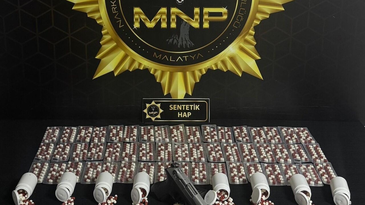 Malatya'da 'torbacı' operasyonu: Bin 169 sentetik ecza, 1 gözaltı