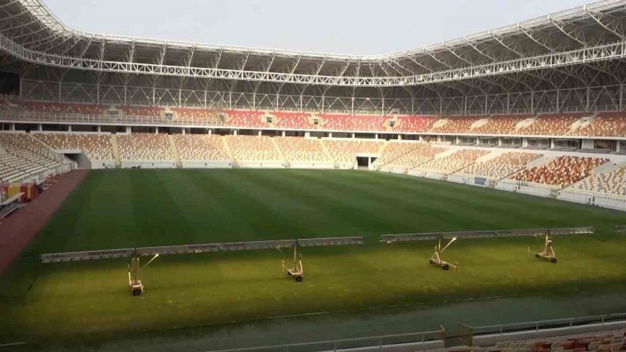 Malatya Stadyumu'nun kusursuz zemini Yeni Malatyaspor'un tek olumlu mirası