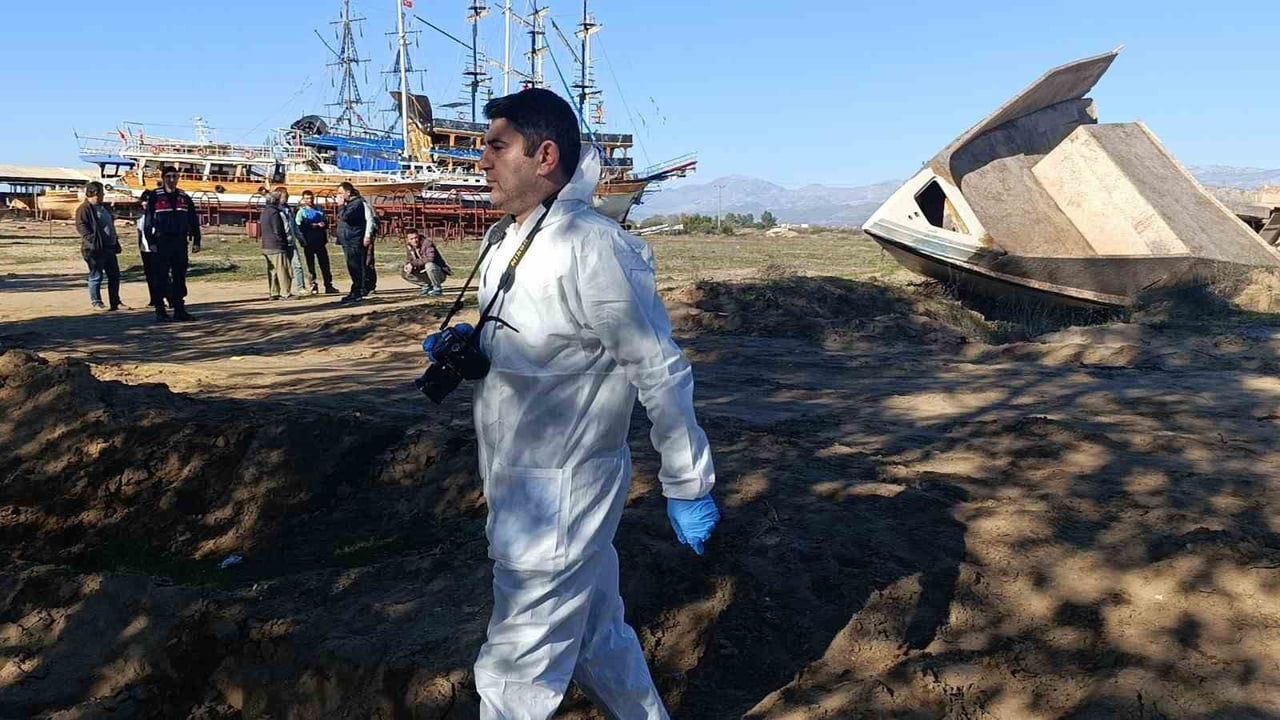 Manavgat Irmağı'nda 54 yaşındaki erkeğin cesedi bulundu