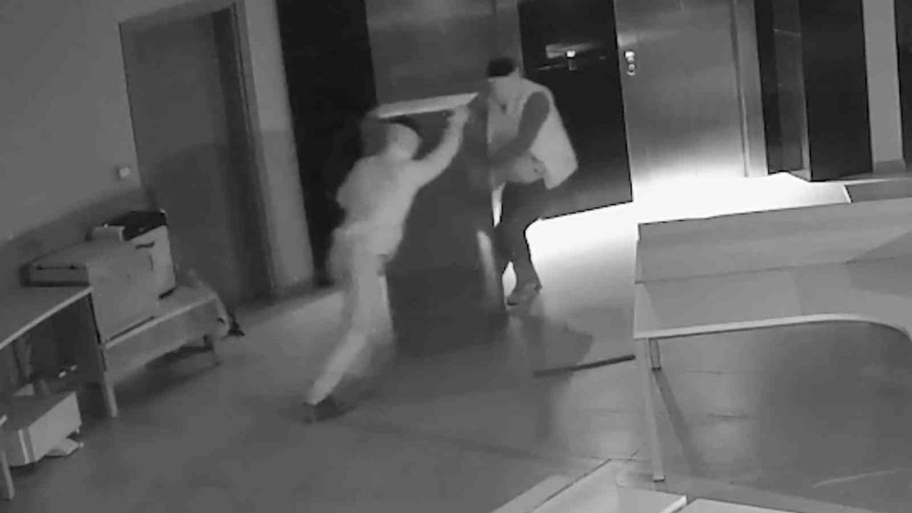 Manisa’da 2 milyon avroluk fabrika soygunu kamerada