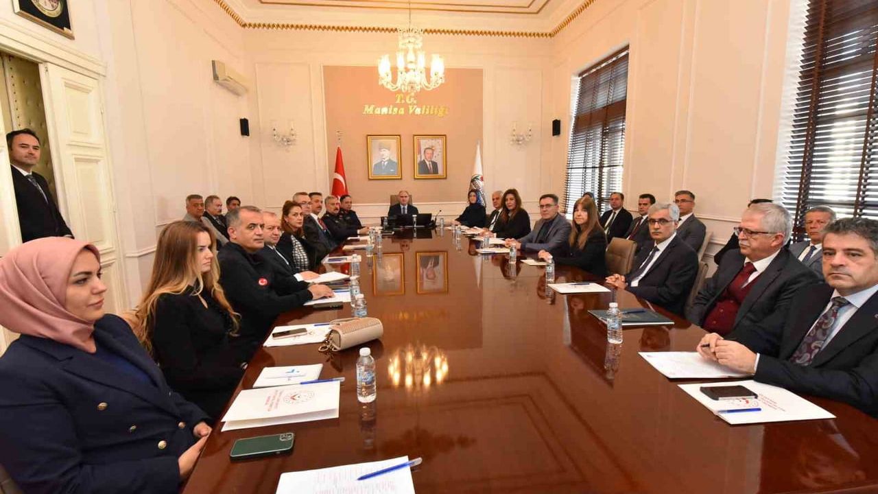 Manisa'da aile odaklı politikalar için koordinasyon toplantısı