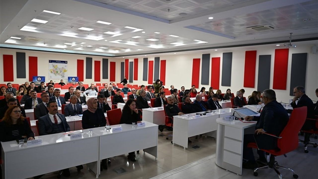 Manisa'da Bağımlılıkla Mücadelede Önleyici Yaklaşım Öne Çıktı