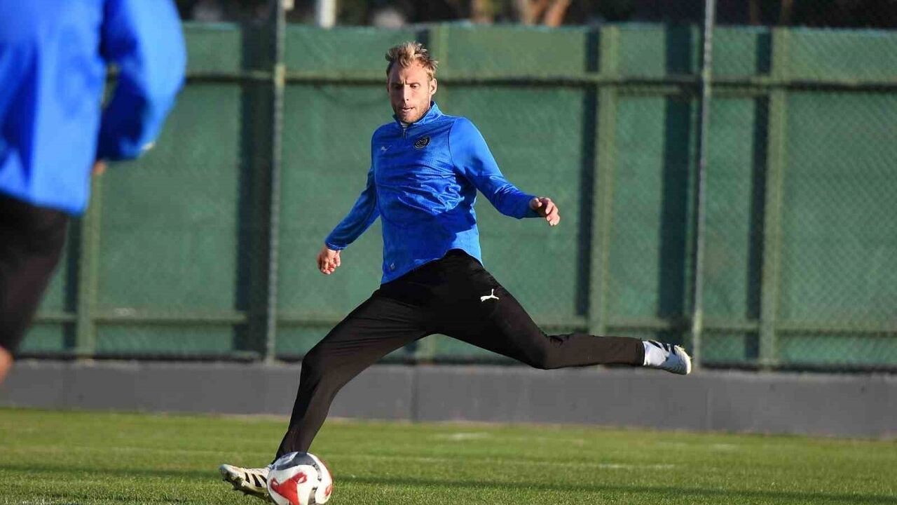 Manisa FK, Keçiörengücü maçı için idmanlara başladı