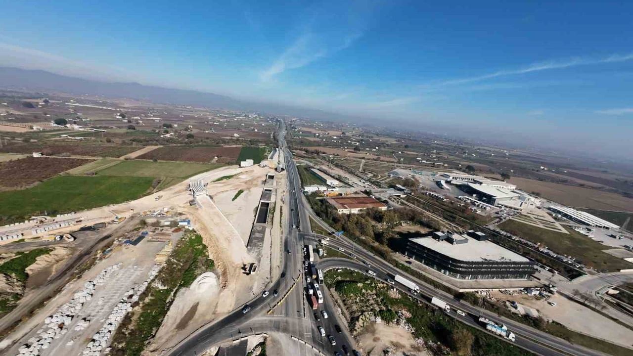 Manisa Gediz Kavşağı'nda Çalışmalar Hızla İlerliyor