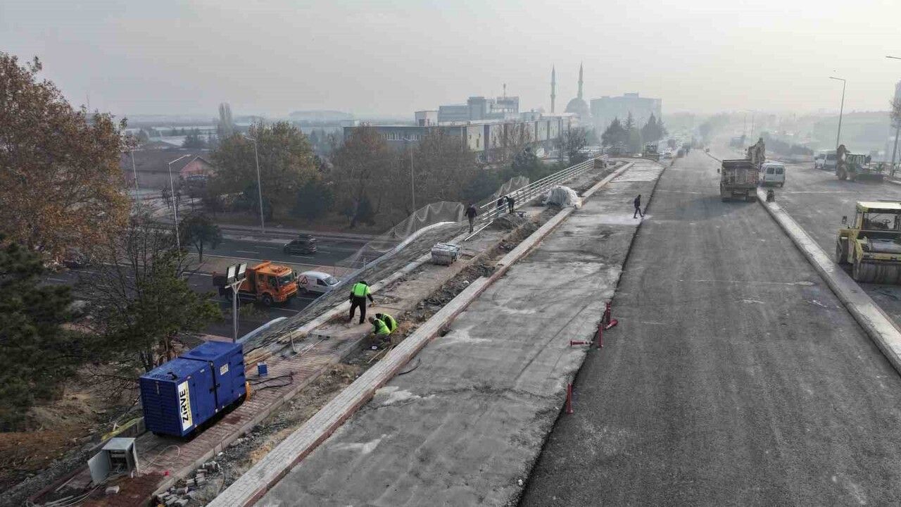 Marangozlar Köprülü Kavşağı'nda çalışmalar sona yaklaşıyor, tamamlanma %75