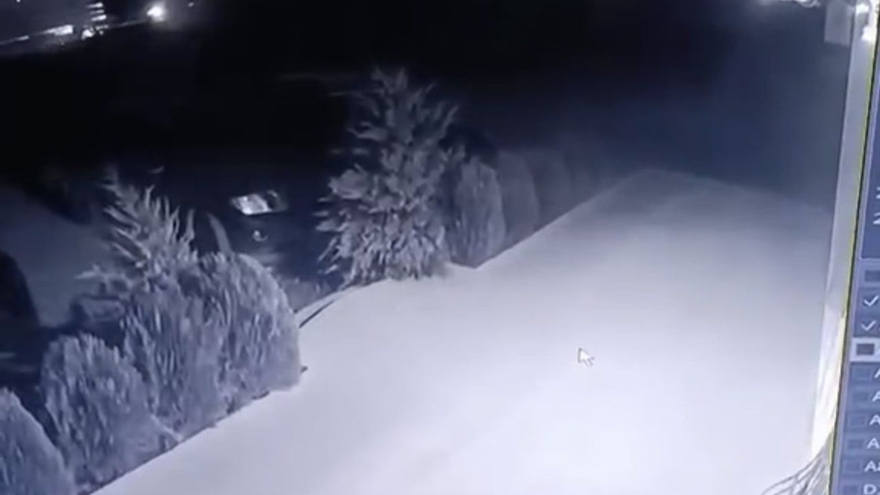 Mardin'de kontrolden çıkan tır bariyerlere çarptı: Sürücü yaralandı