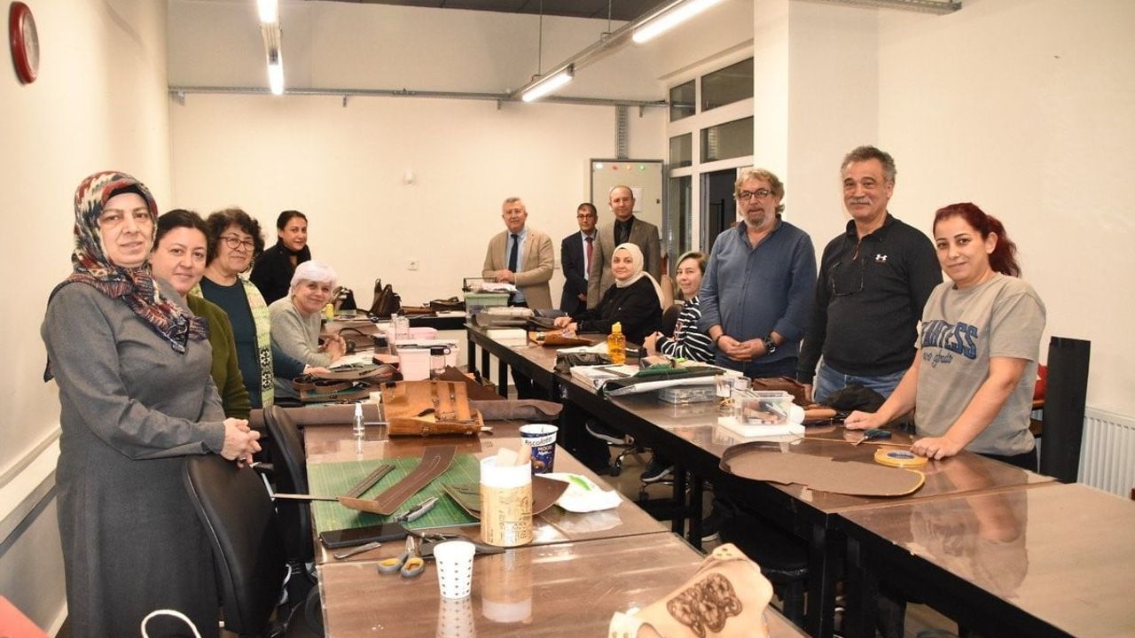 MEB Heyeti Eskişehir’de Hayat Boyu Öğrenme Uygulamalarını İnceledi