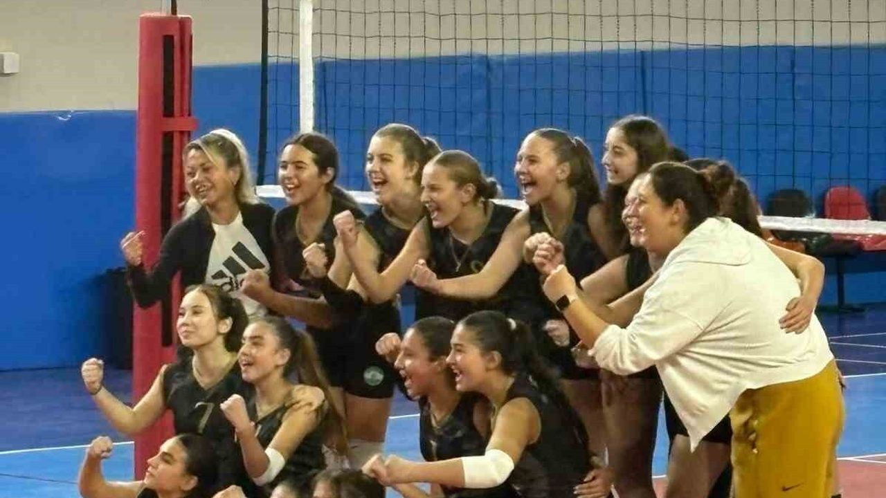 Melahat Ünügür Ortaokulu, Yıldız Kız Voleybolda Finalde