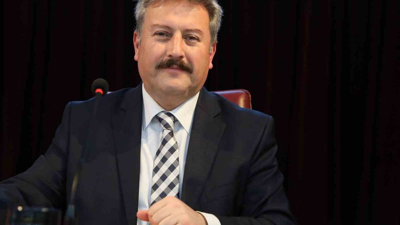 Melikgazi Belediyesi 2025'te 780 İşyerine Ruhsat Verdi