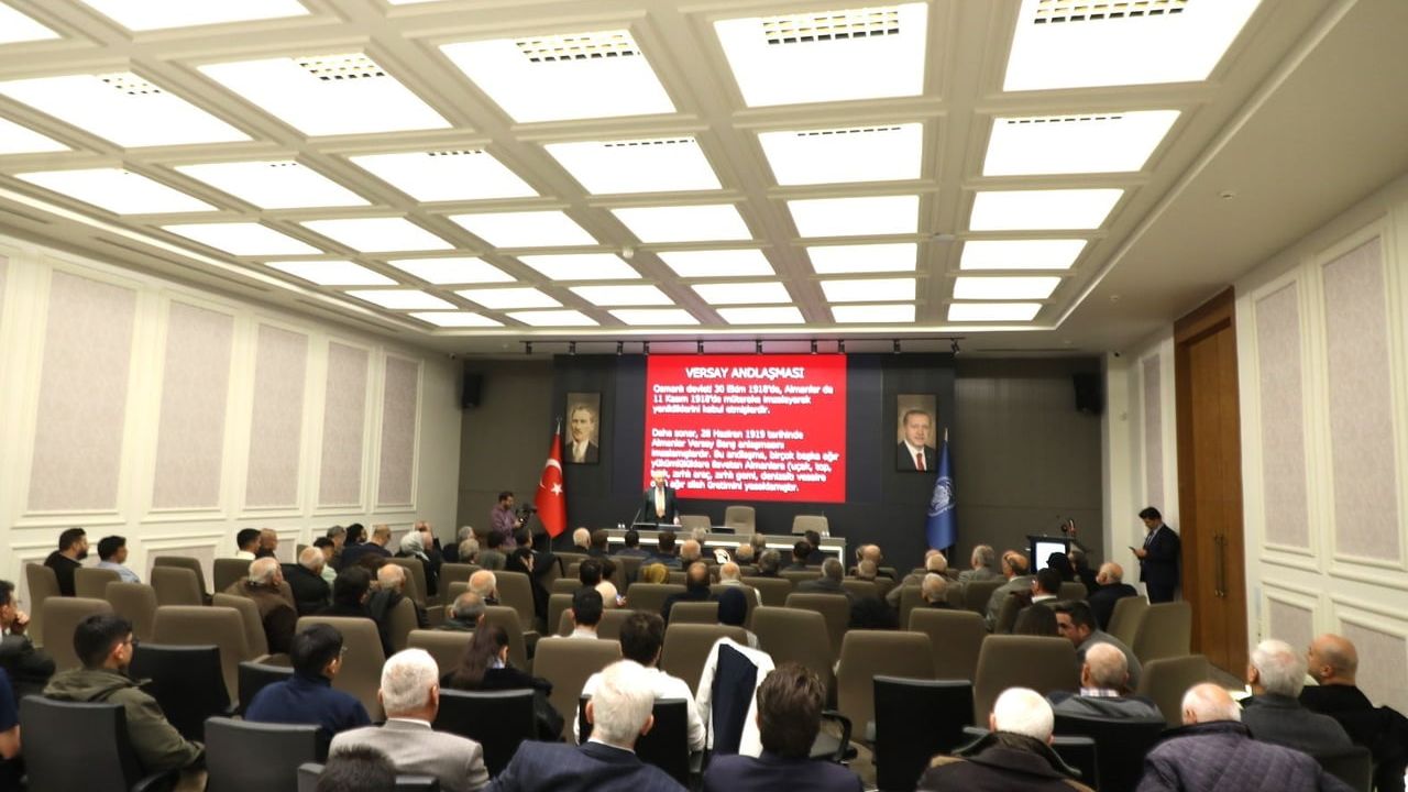 Melikgazi'de Kayseri'nin havacılık serüveni ele alındı