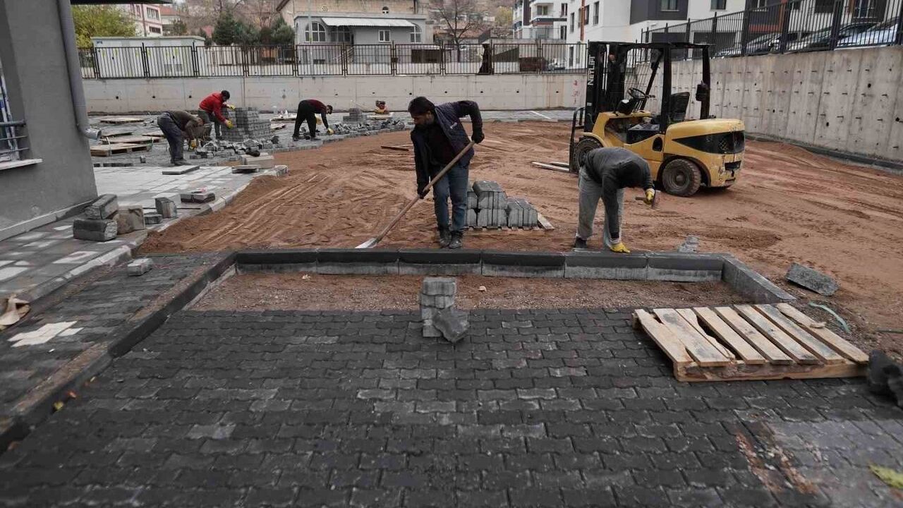 Melikgazi'de Küçükali Mahallesi 2. Etap Kentsel Dönüşümünde Yenileme Çalışmaları