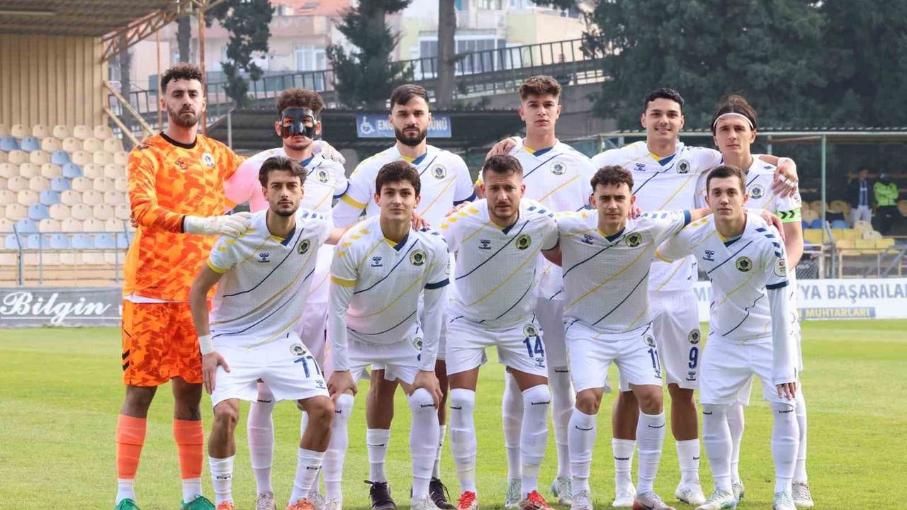 Menemen FK 2-2 Beraberlikle Devreye Play-off Hattı Gerisinde Girdi