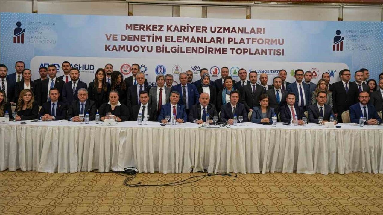Merkez Kariyer Uzmanları ve Denetim Elemanları Platformu: Özlük Hakları Vaadinin Yürürlüğe Girmesini Talep Ediyor