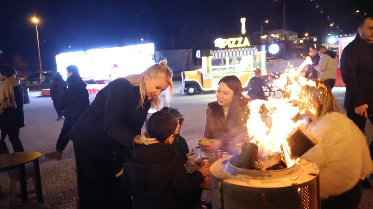 Merkezefendi Kış Festivali müzik ve eğlenceyle sürüyor