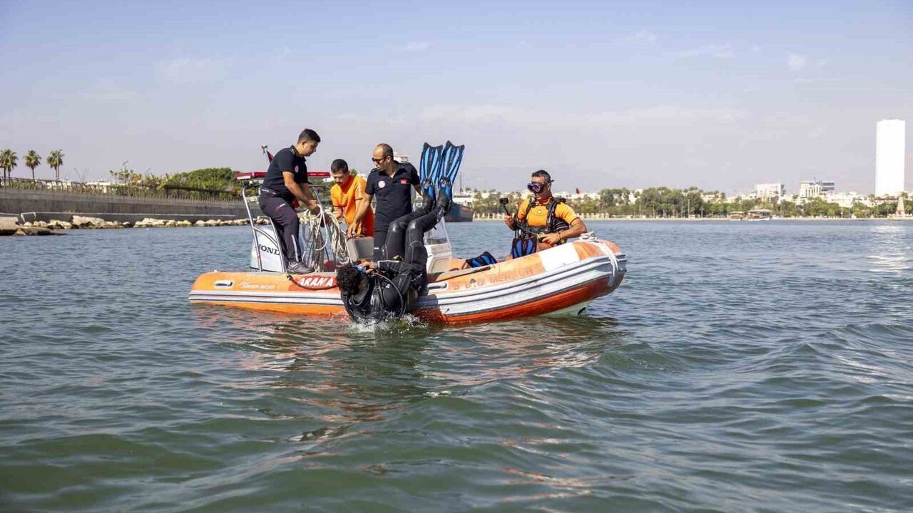 Mersin'de su altı ve su üstü arama-kurtarma ekipleri 7/24 görevde