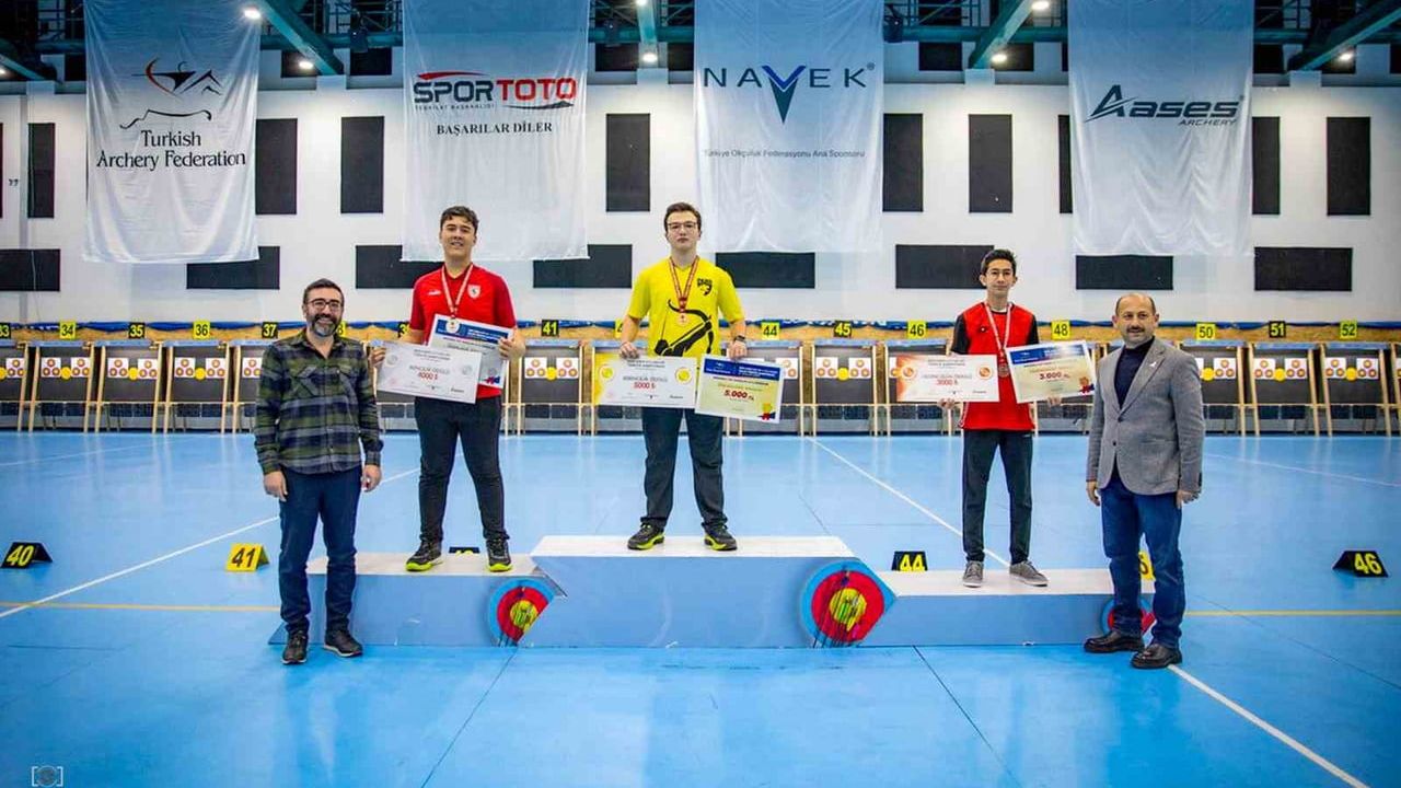 Metin Mert Varol'dan Türkiye rekoru — Samsunspor Okçuluk başarısı