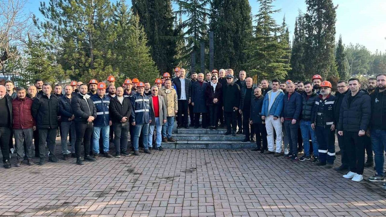 Metin Türker mezarı başında anıldı — Ölümünün 28’inci yılı