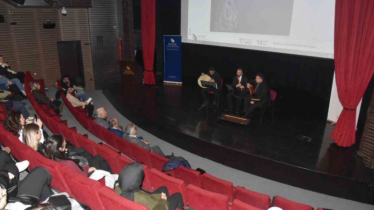 Mevlana’yı Anlamanın Temelleri Konferansı Düzce Üniversitesi'nde gerçekleştirildi