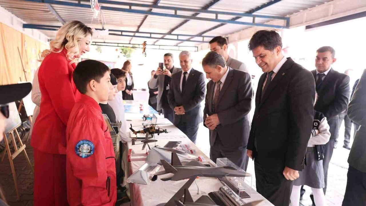 Mezitli’de ‘Tutum, Yatırım ve Türk Malları Haftası’ etkinliği okulda anlatıldı