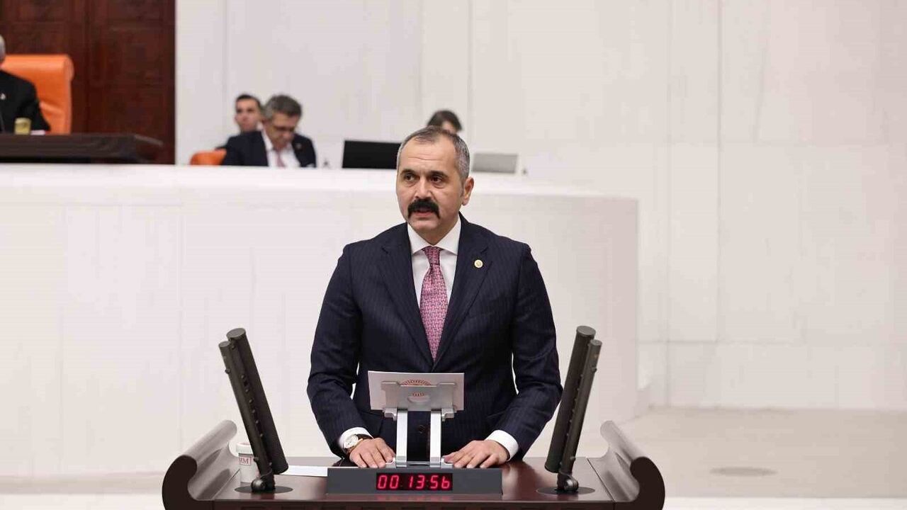 MHP’li Durgun: Pestisit İddiaları Abartılıyor