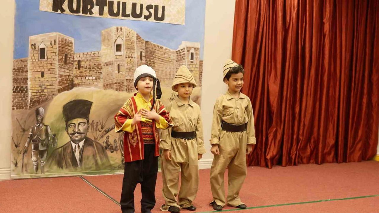 Minik GKV’lilerden 25 Aralık Gaziantep’in Kurtuluşu Töreni