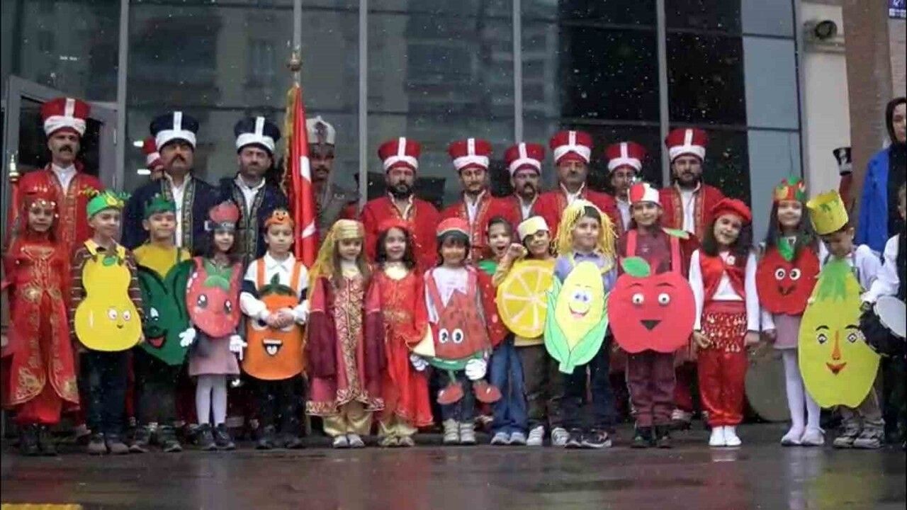 Minik Öğrenciler Talas'ta Yerli Malı Haftası'nı Kutladı