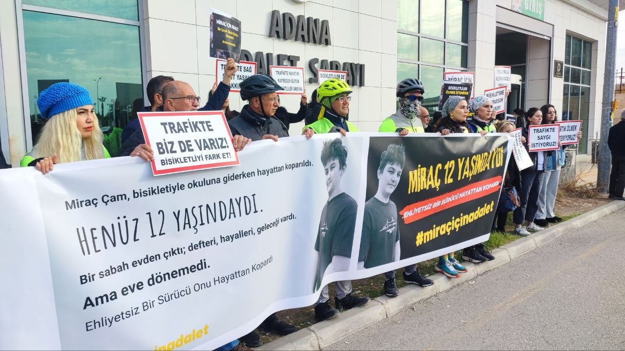 Miraç için ilk duruşma: Bisikletli gruplar adliye önünde toplandı