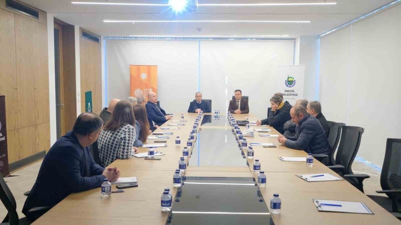 Mobilya Öğretmenlerine "Mobilya Üretiminde Atık Yönetimi" Eğitimi