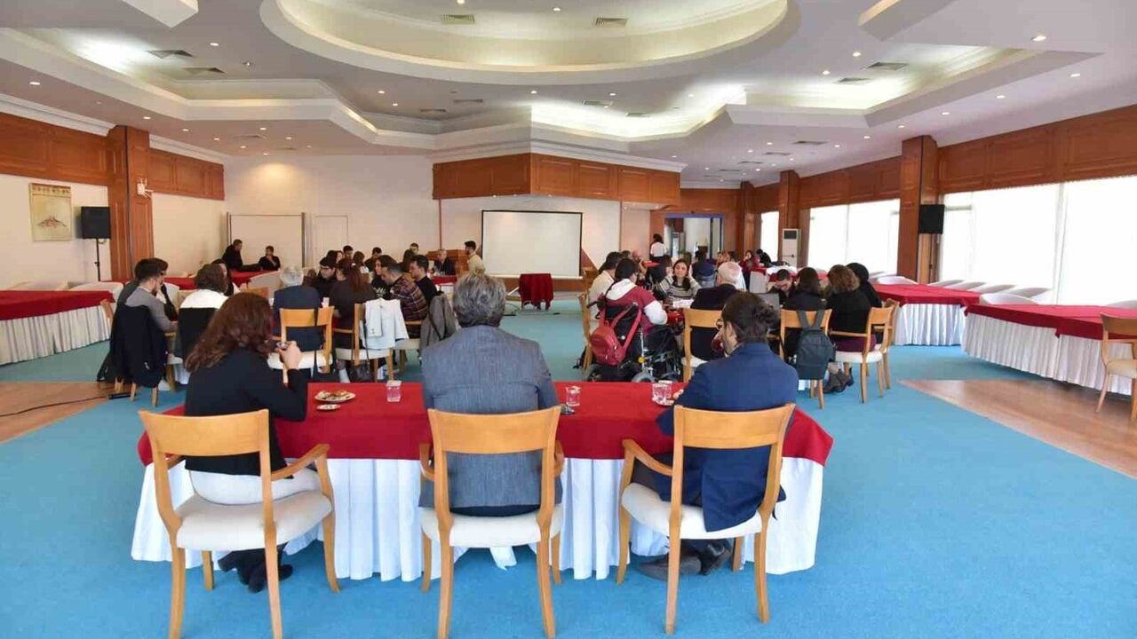 MSKÜ, Engelsiz Kampüs hedefiyle Erişilebilirlik Çalıştayı düzenledi