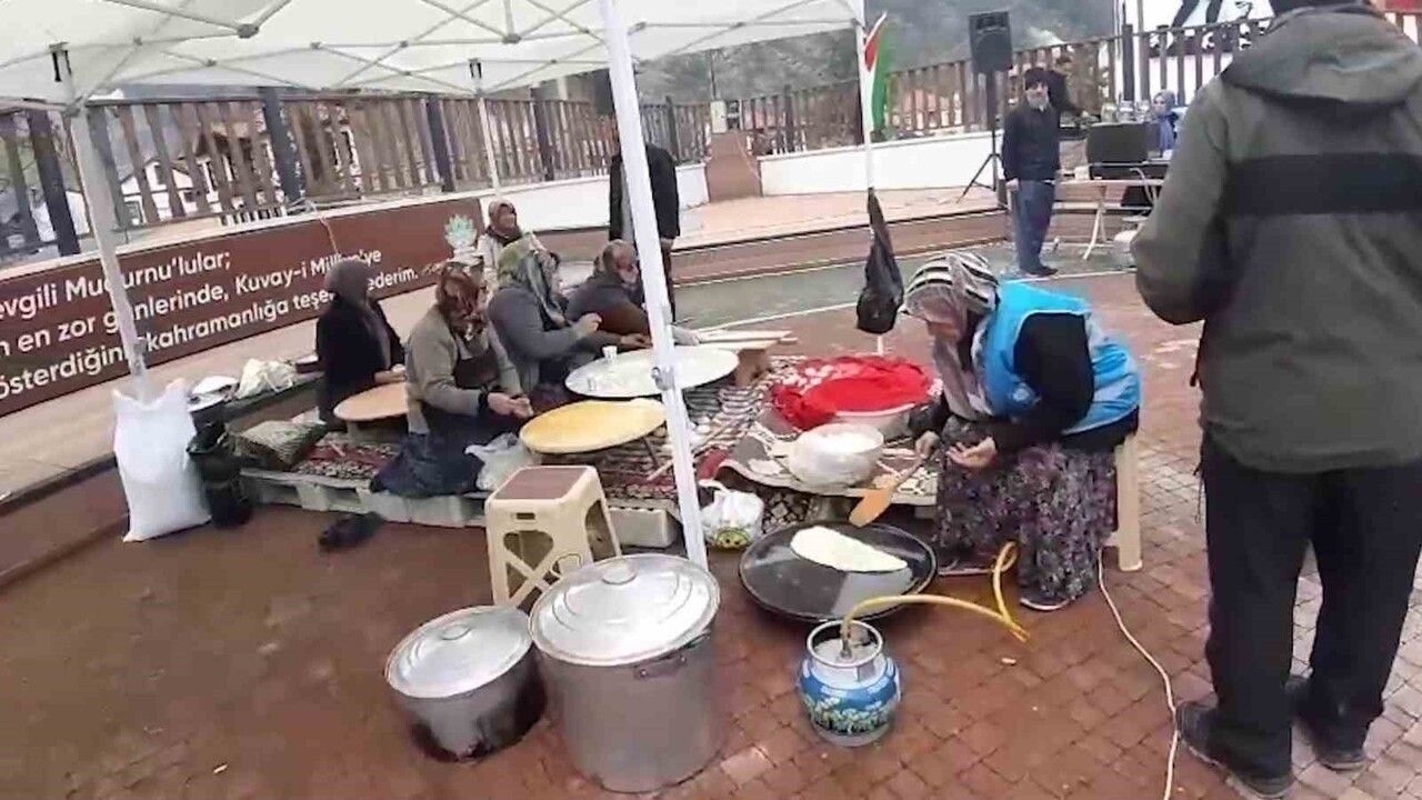 Mudurnu’da Gazze yararına hayır panayırı