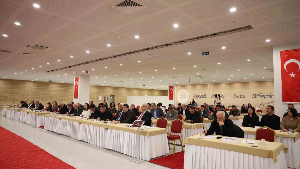 Muğla Büyükşehir Belediye Meclisi 2025'te Kararların %95'ini Oy Birliğiyle Aldı